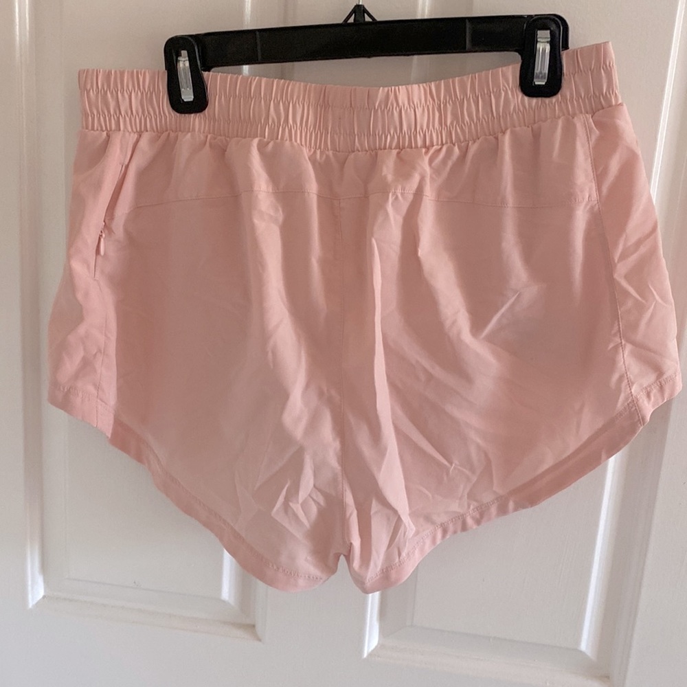 Fabletics Shorts - image 2